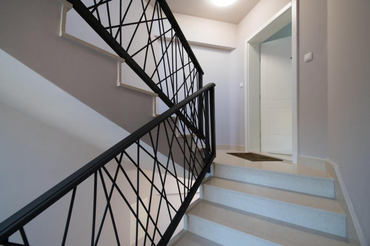 Brand New Aparment With Sea View & Swimming Pool At Ciovo - Villa Fiorentini 트로기르 외부 사진