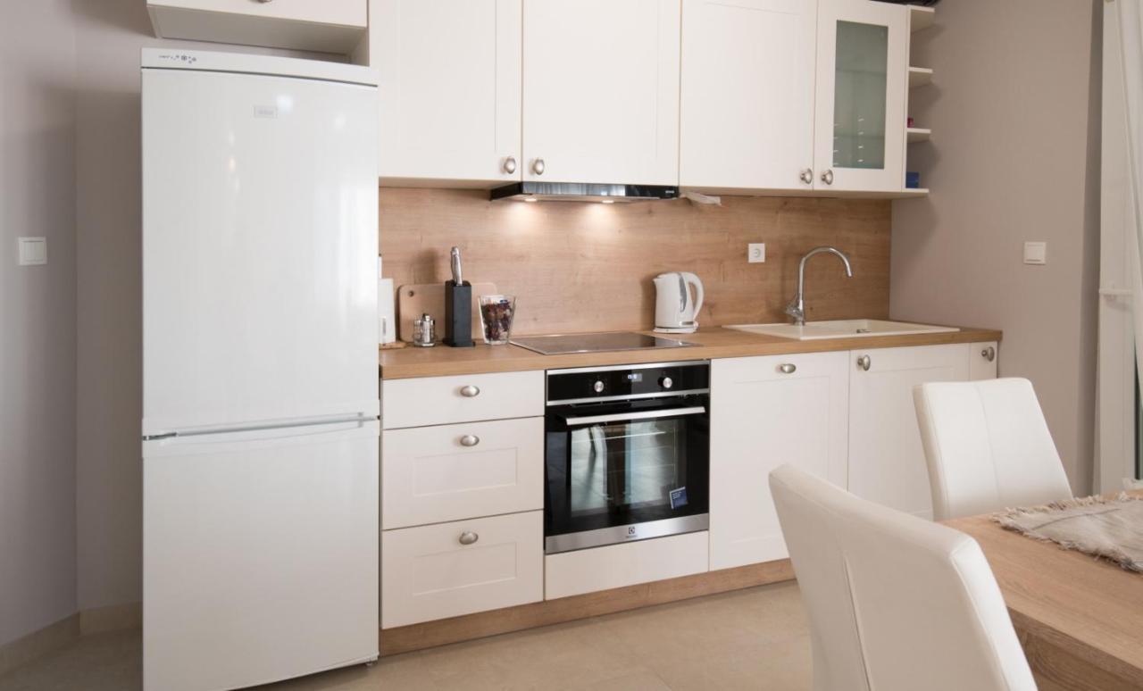 Brand New Aparment With Sea View & Swimming Pool At Ciovo - Villa Fiorentini 트로기르 외부 사진